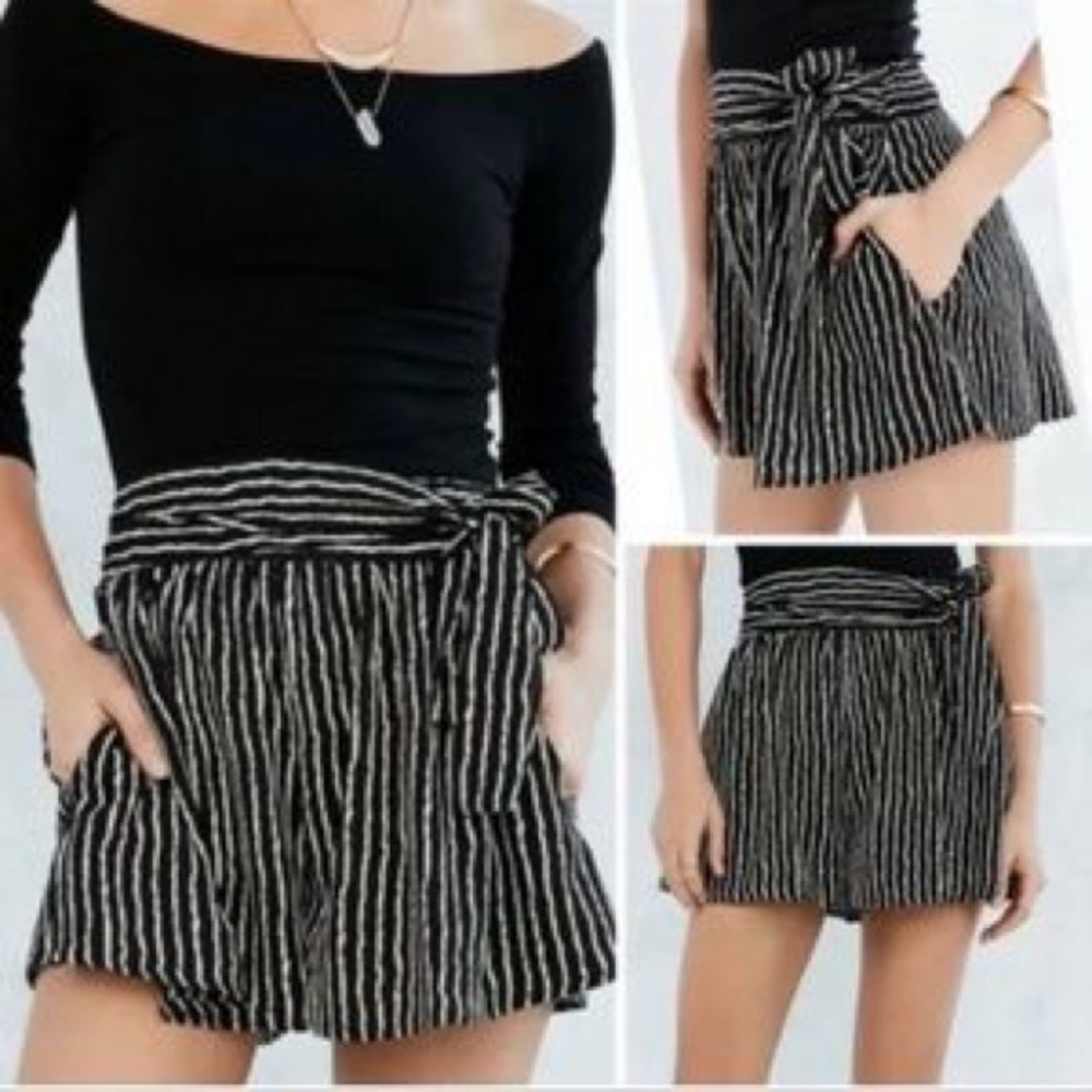 NEW Urban Outfitters silence + noise Striped Tie Paperbag High Rose Shorts